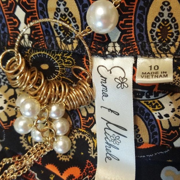 Brown Dress w Free Necklace - Picture 3 of 3